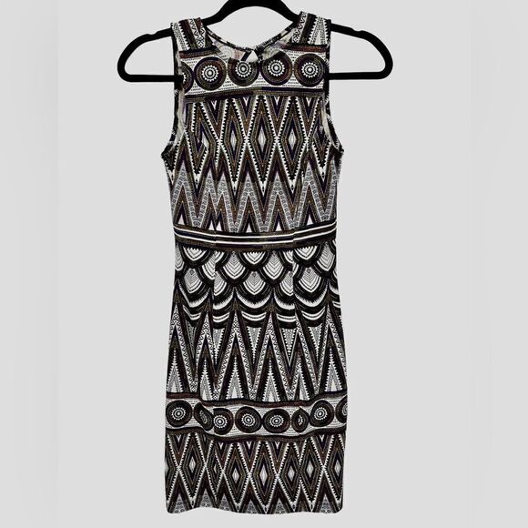 Sleeveless Sheath Mini Dress Colorful Tribal Patterned Keyhole Open Back Cutout - Picture 2 of 10